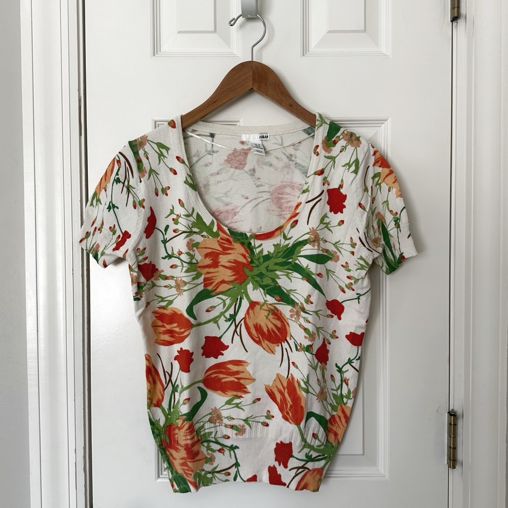 H&M Floral Print Knit Top, size M